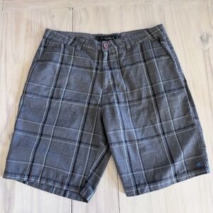 O'Neill Triumph Plaid Long Shorts Size 38 Grey EUC‎ Skater Surfer